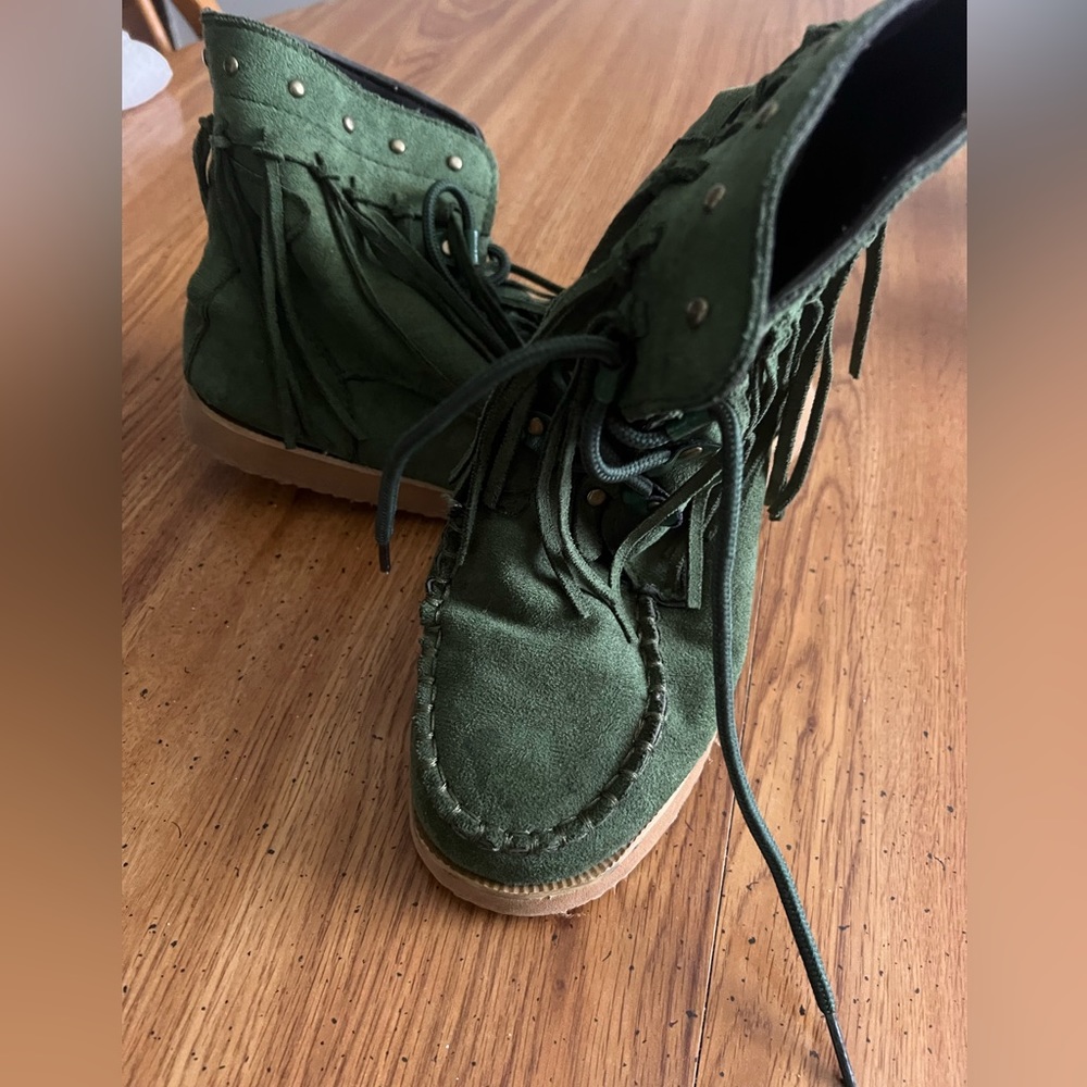 Ankle boots